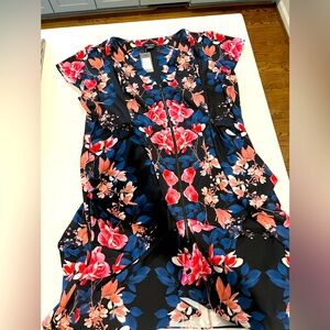 City Chic “Mirror Lotus” Tunic - Size 20 NWT